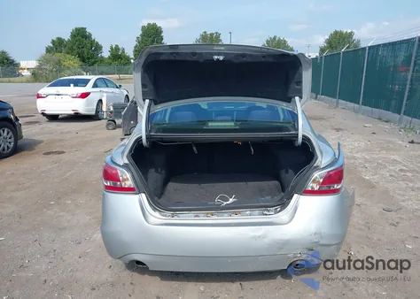 2015 Nissan Altima 2.5 Sv from USA, damaged, VIN 1N4AL3AP4FC146052